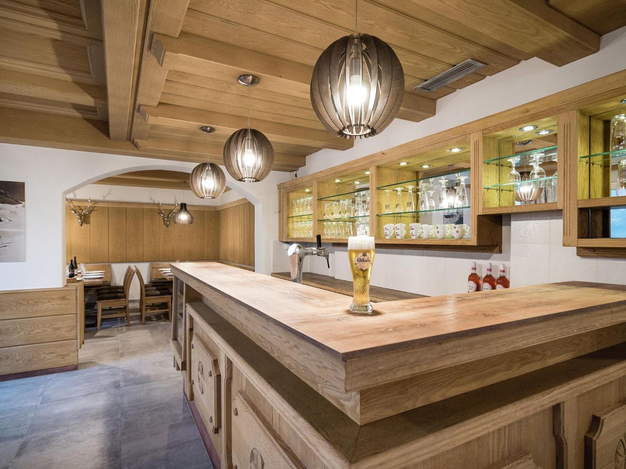 Large luxury chalet near ski area ZillerArena K nigsleiten Konigsleiten Eksteriør bilde